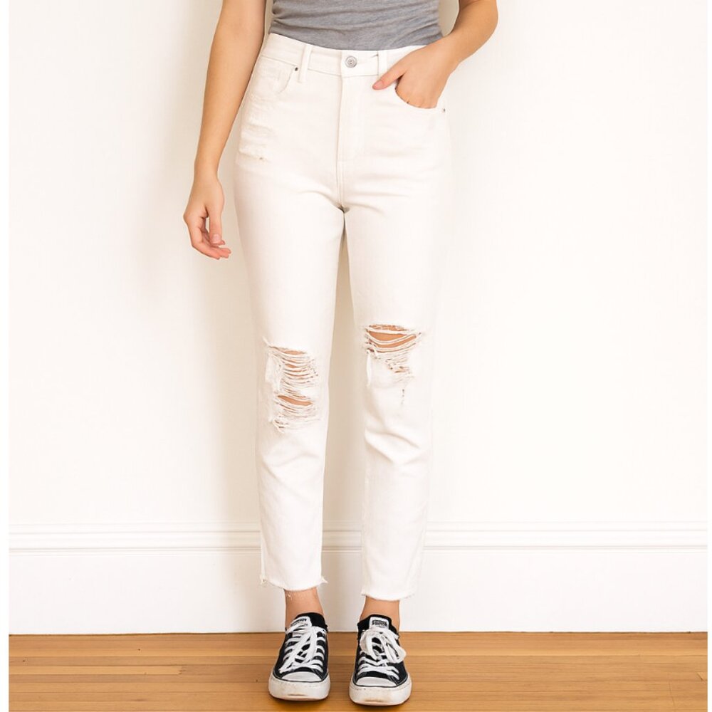 *American Eagle White Ripped High Rise Skinny Jean